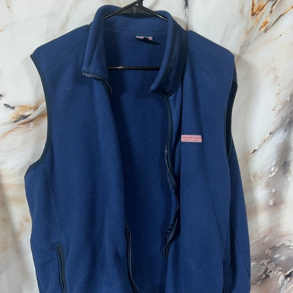 Ladies navy blue vineyard vines vest - Picture 2 of 4